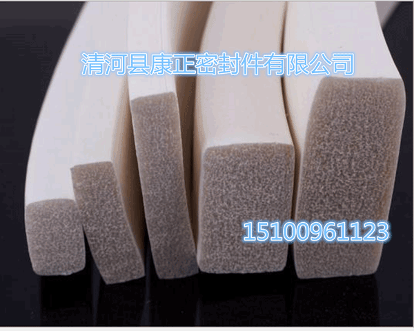 ��ɫ�轺������